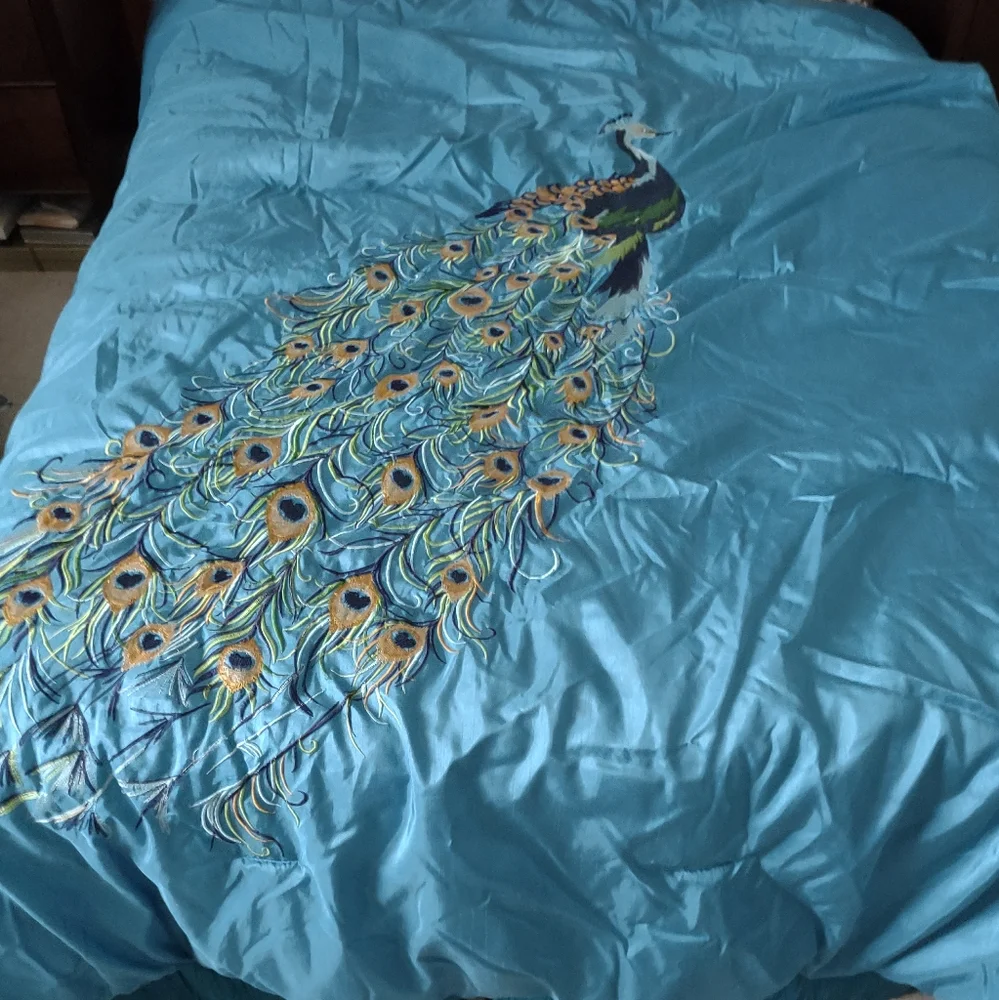 Embroidered peacock comforter set 4 items set faux silk